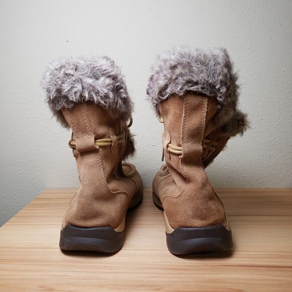 Land's End Women's 10 Lace Up Brown Suede Winter Boots Gray Fuzzy Accent Warm - Picture 2 of 7